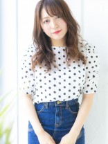 やわらかなウェーブセミディ